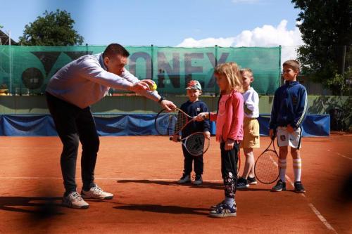 Humanost, sport i druženje na terenu TK Olimpija